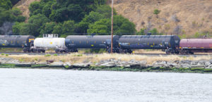 Tank Cars of Crude Oil on the Bay’s Shore? No Thanks