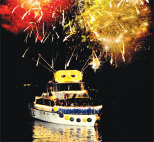 Holiday Boat Parades to Light Up December